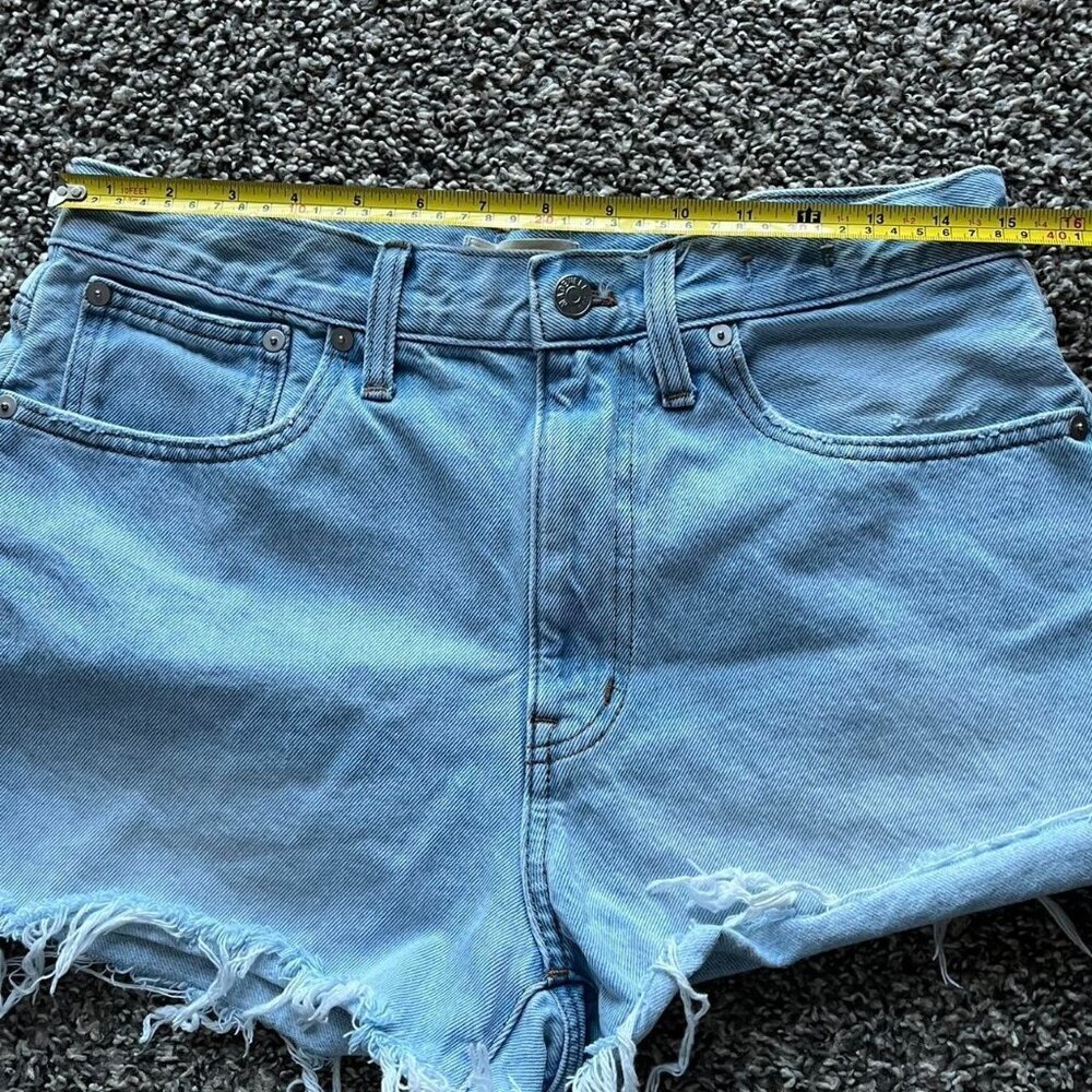 Madewell Shorts Womens 28 Blue Frayed Light Wash High Rise Going out Festival - Picture 4 of 8